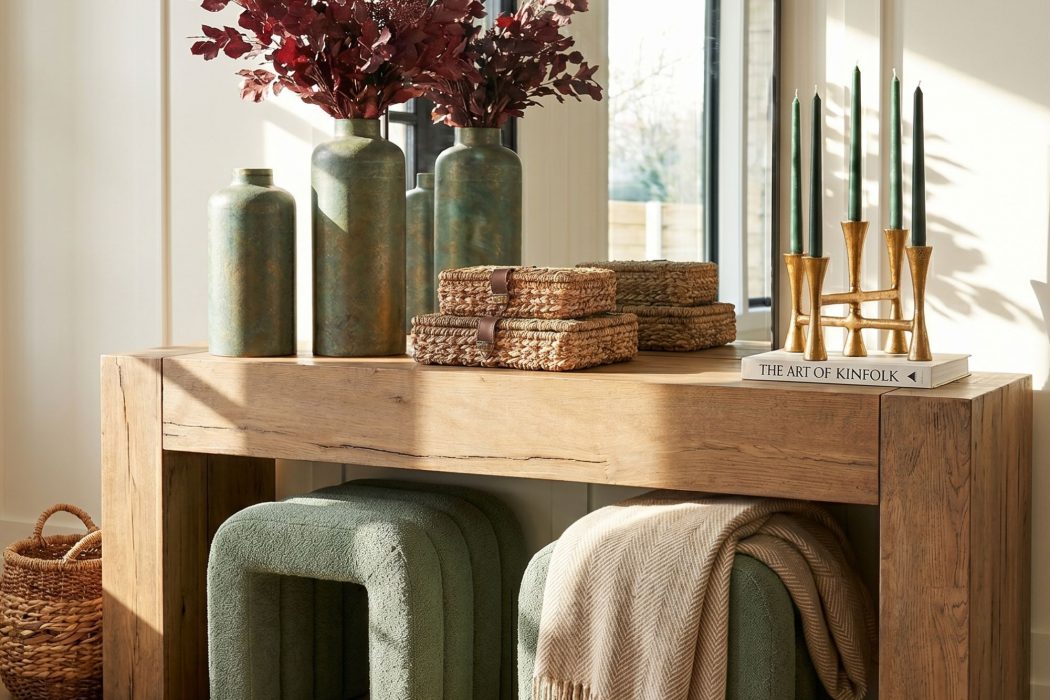 Die Wohn-Trendfarben 2026: 16 Interior Ideen in Olivgrün, Khaki & Warm Eucalyptus